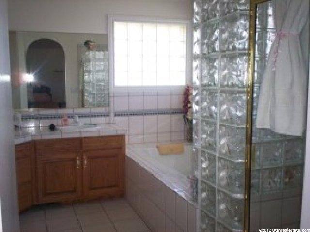 203 Seemore Dr, Kaysville, UT 84037 — photo 8