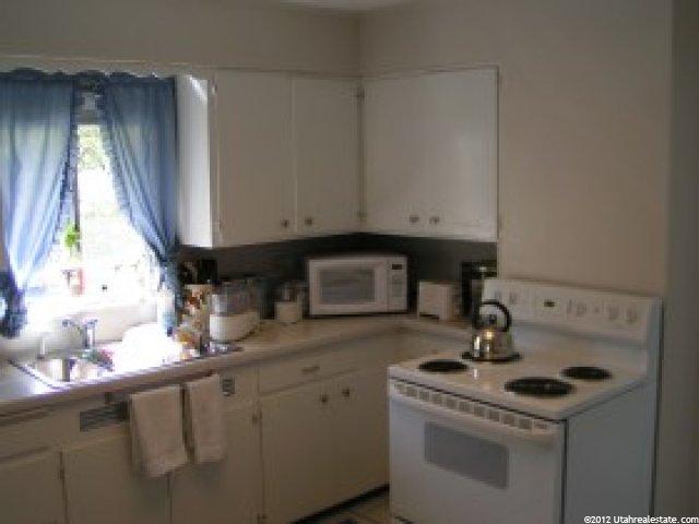 833 E 8600 S, Sandy, UT 84094 — photo 2
