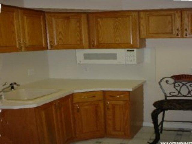910 S Island View Dr E, Centerville, UT 84014 — photo 6