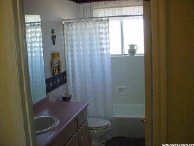 910 S Island View Dr E, Centerville, UT 84014 — photo 8