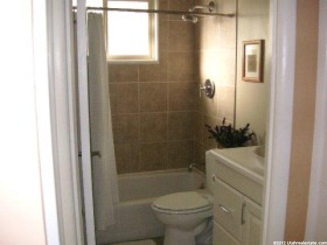 9862 S Amber Ln E, Sandy, UT 84094 — photo 10