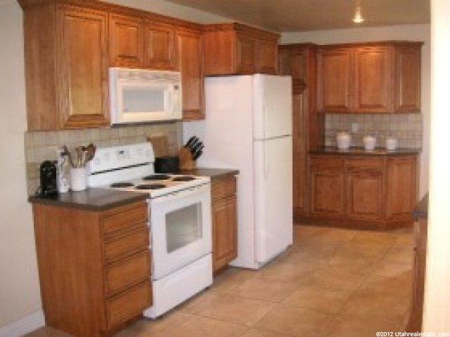 9862 S Amber Ln E, Sandy, UT 84094 — photo 6