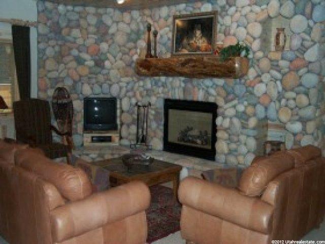 3975 N Timberwolf Ln #2B, Park City, UT 84098 — photo 2