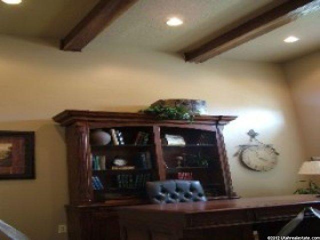 2736 N 1825 E, Layton, UT 84040 — photo 4