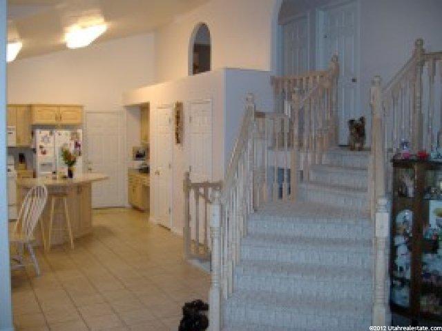 2074 N 750 W, Clinton, UT 84015 — photo 5