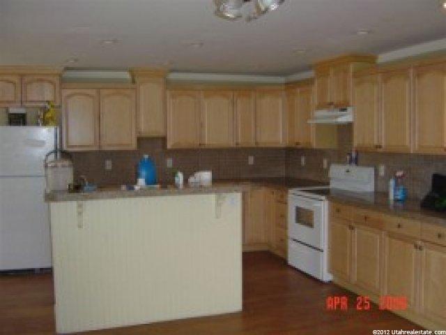187 N 100 W, Hyrum, UT 84319 — photo 4