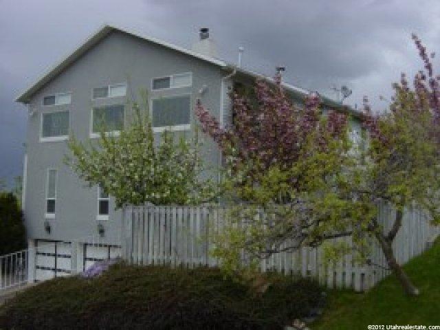 3031 S Windsor Ln, Bountiful, UT 84010 — photo 2