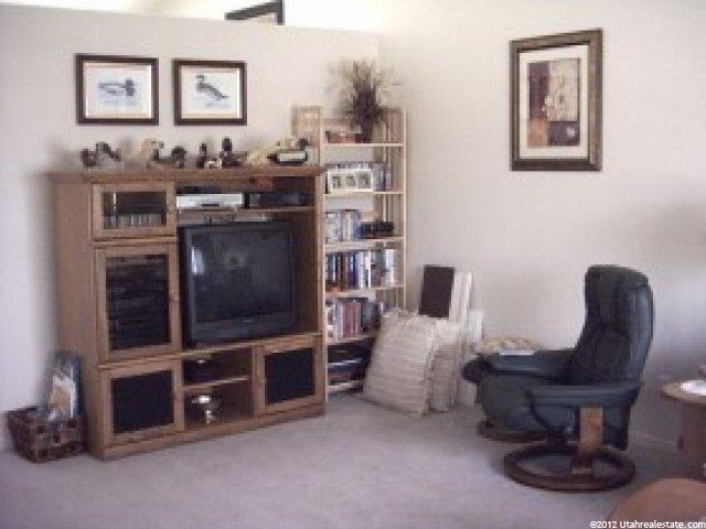 1011 W 1075 N, Clinton, UT 84015 — photo 4