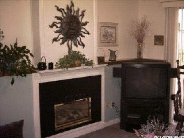 855 Sunflower Dr, Ogden, UT 84404 — photo 3
