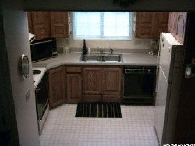 855 Sunflower Dr, Ogden, UT 84404 — photo 5