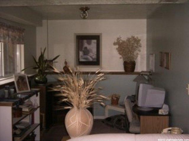 855 Sunflower Dr, Ogden, UT 84404 — photo 8