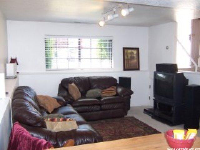 382 W 650 N, Kaysville, UT 84037 — photo 3