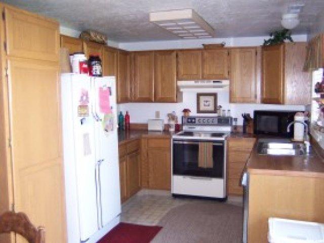 382 W 650 N, Kaysville, UT 84037 — photo 4