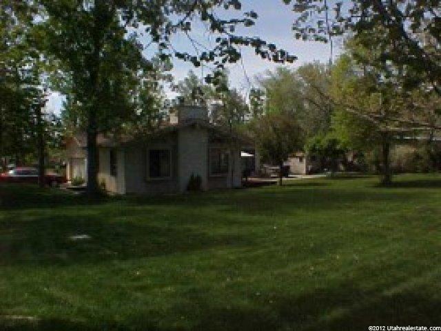 2317 Oakcrest Ln, Holladay, UT 84121 — photo 2