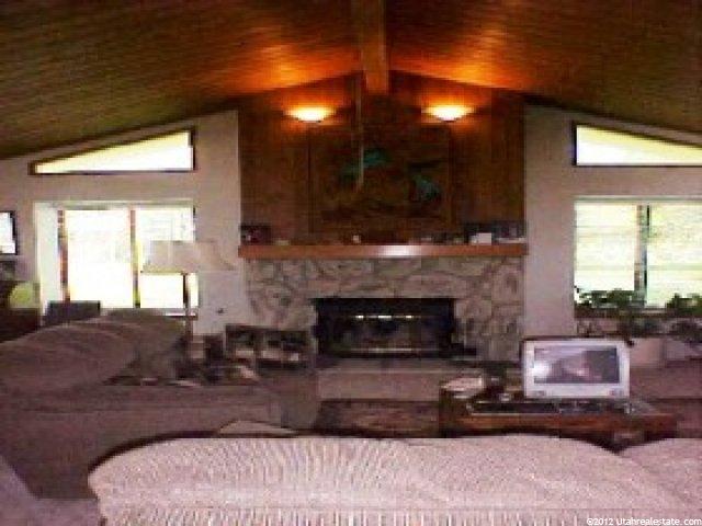 2317 Oakcrest Ln, Holladay, UT 84121 — photo 8