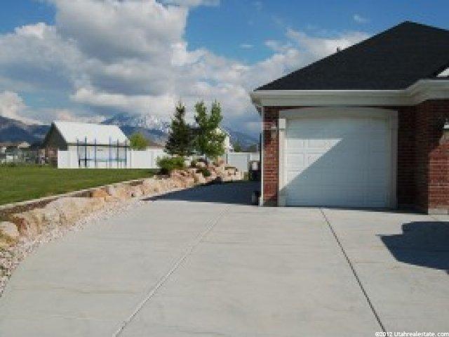 1254 N 1600 W, Farr West, UT 84404 — photo 2