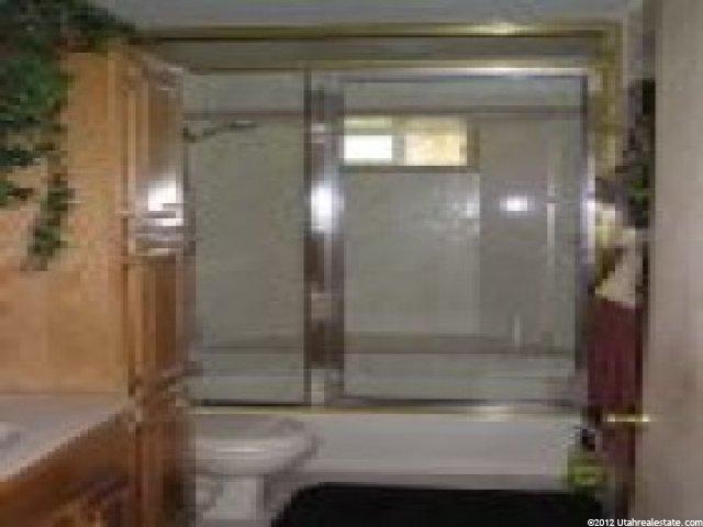 340 E 1000 N, Harrisville, UT 84404 — photo 9
