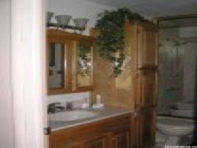 340 E 1000 N, Harrisville, UT 84404 — photo 10