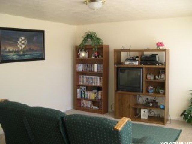 1469 W Granite Dr, Layton, UT 84041 — photo 4