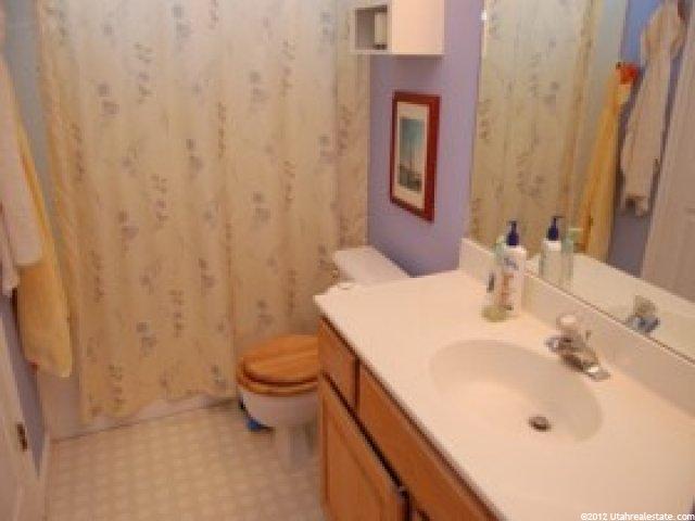 1823 N 350 W, Layton, UT 84041 — photo 7