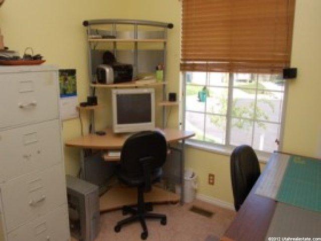 1823 N 350 W, Layton, UT 84041 — photo 10