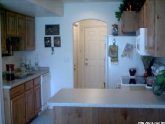 652 W 800 N #106, Clinton, UT 84015 — photo 4