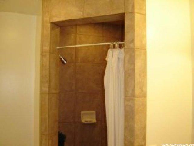 860 W 3950 S, Riverdale, UT 84405 — photo 10
