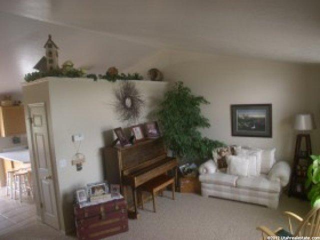 5986 S 4250 W, Roy, UT 84067 — photo 2