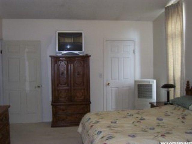 1316 Lorl Ln, Ogden, UT 84404 — photo 4