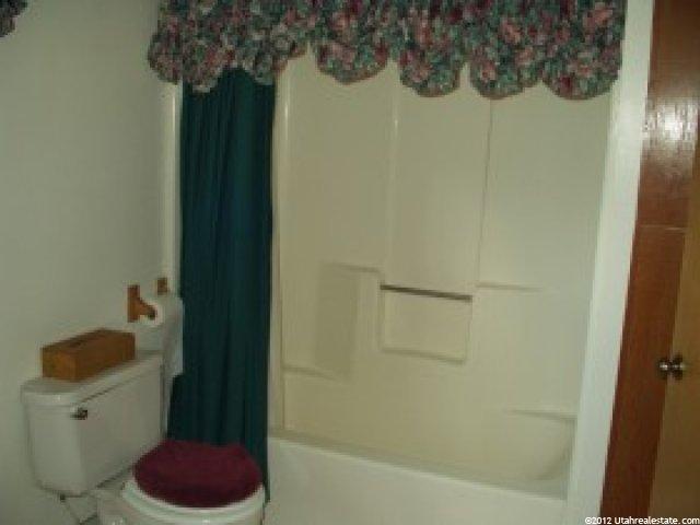 195 E Center, Wales, UT 84667 — photo 6