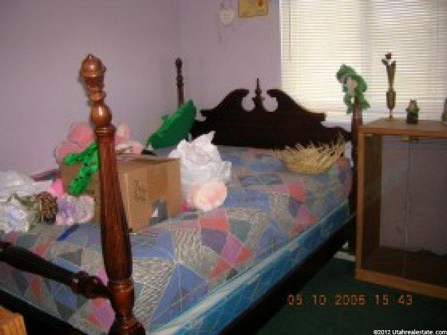 5410 Vista Dr, Roy, UT 84067 — photo 8