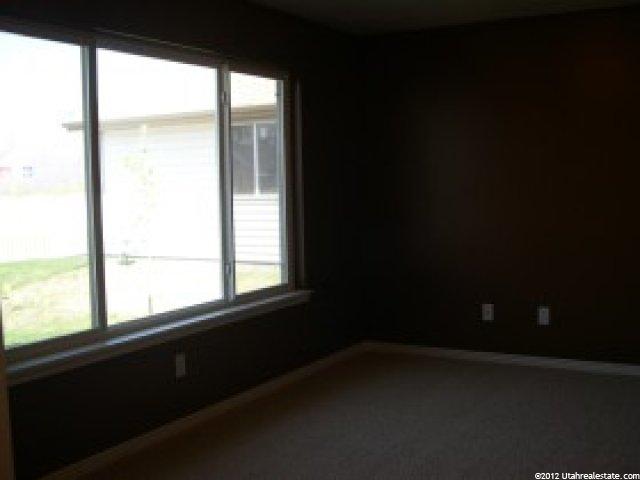 1613 Seneca Dr, Roy, UT 84067 — photo 3