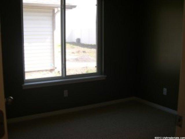 1613 Seneca Dr, Roy, UT 84067 — photo 6