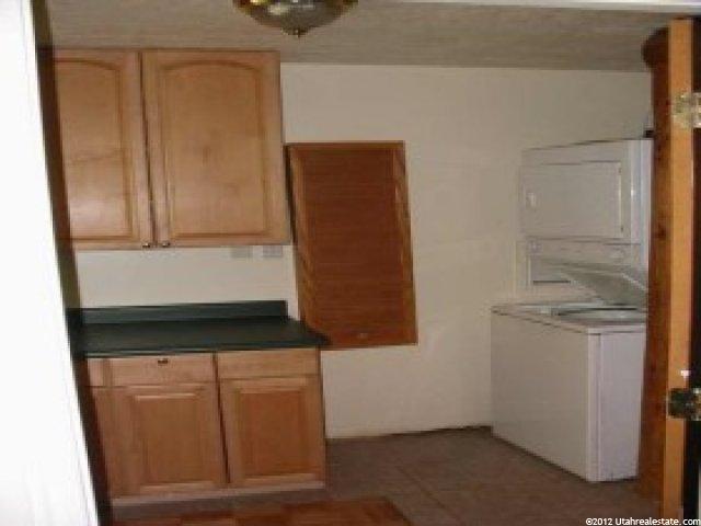 214 E Ogden Cyn S, Ogden, UT 84401 — photo 4