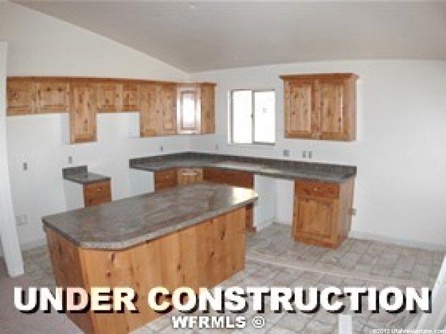 572 W 25 N, Clearfield, UT 84015 — photo 4