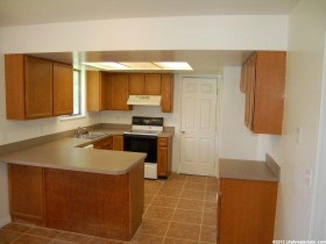 2532 N 2250 W, Farr West, UT 84404 — photo 3
