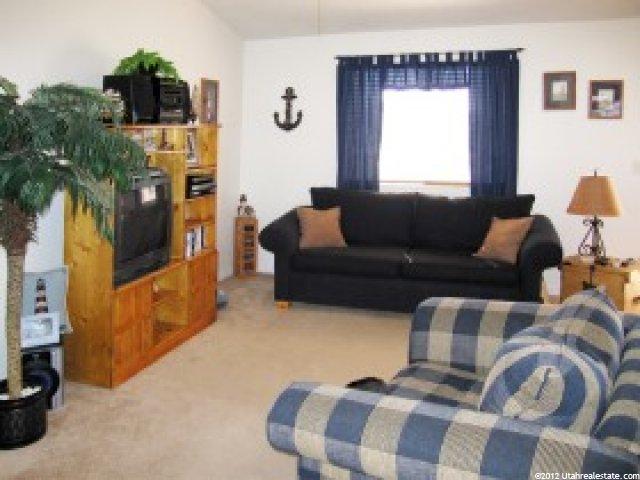 5305 S 4150 W, Roy, UT 84067 — photo 4