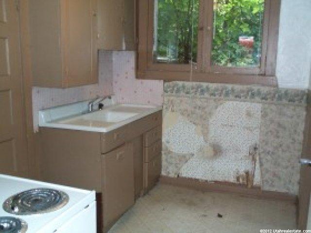 340 E 300 N, Logan, UT 84321 — photo 3
