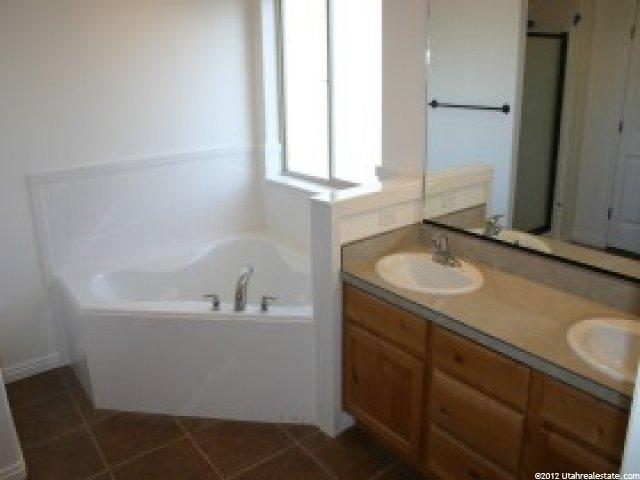 180 E 600 N, Millville, UT 84326 — photo 5