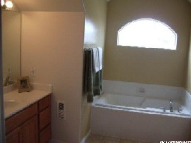 13147 Eagle Peak Dr, Herriman, UT 84065 — photo 10