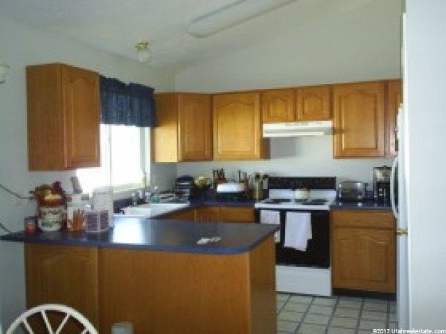 1382 N 2325 W, Layton, UT 84041 — photo 5
