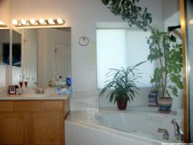 1088 N 600 W, West Bountiful, UT 84087 — photo 8