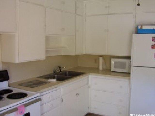 130 N Center St, Delta, UT 84624 — photo 2