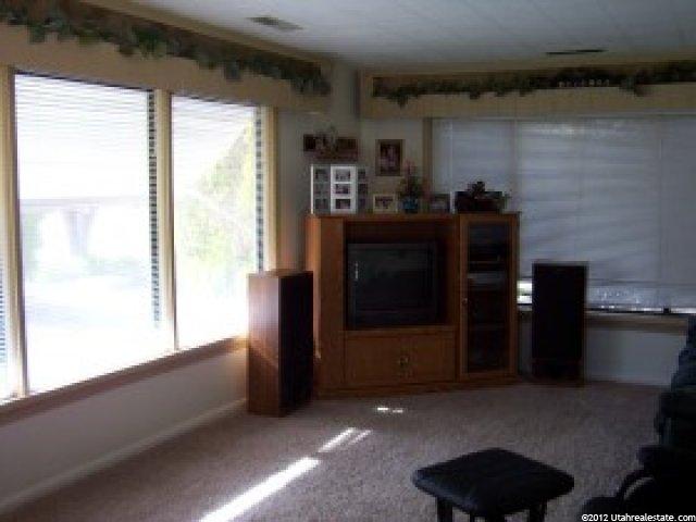 130 N Center St, Delta, UT 84624 — photo 3