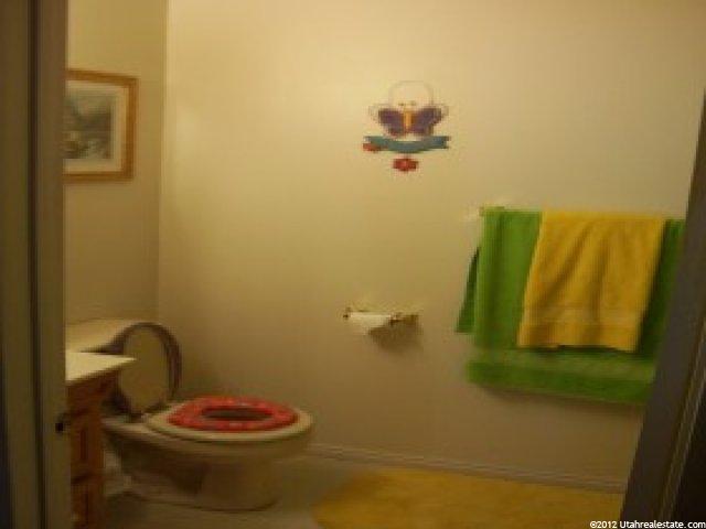 130 N Center St, Delta, UT 84624 — photo 5