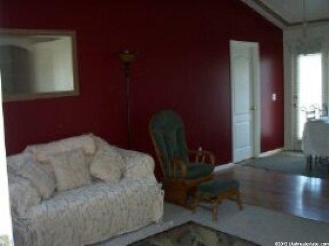1382 N 820 W, Clinton, UT 84015 — photo 2