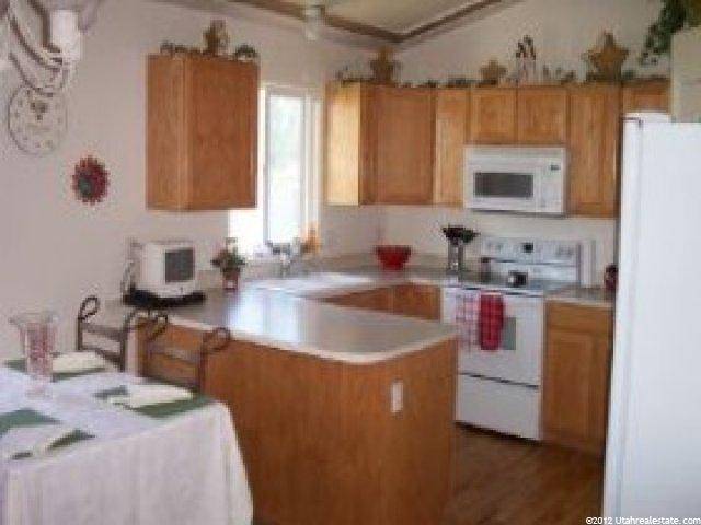 1382 N 820 W, Clinton, UT 84015 — photo 3
