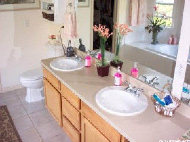 2310 Canyon View Dr, Layton, UT 84040 — photo 8