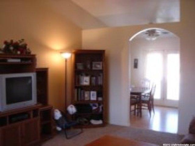 2191 Craig Ln, Syracuse, UT 84075 — photo 2