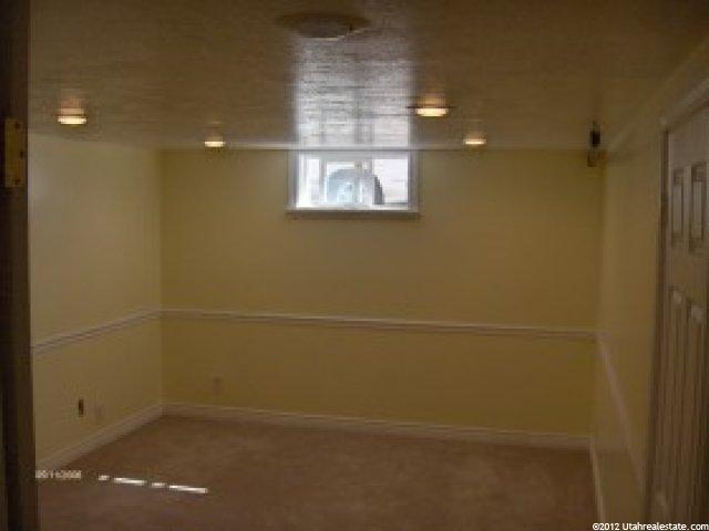 131 Parkway Dr, Clearfield, UT 84015 — photo 7